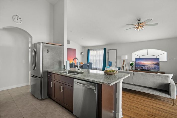 Image No.12-4 Bed Property for sale