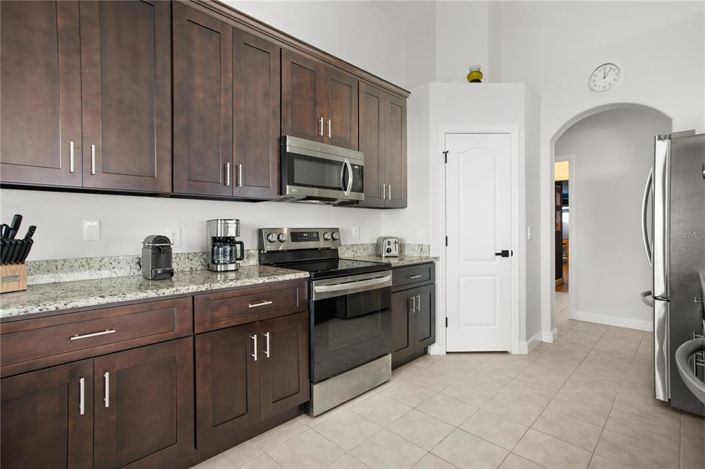 Image No.13-4 Bed Property for sale