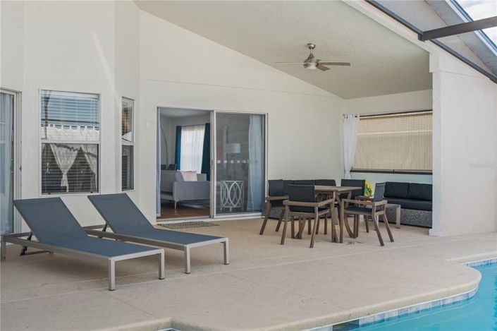 Image No.19-4 Bed Property for sale