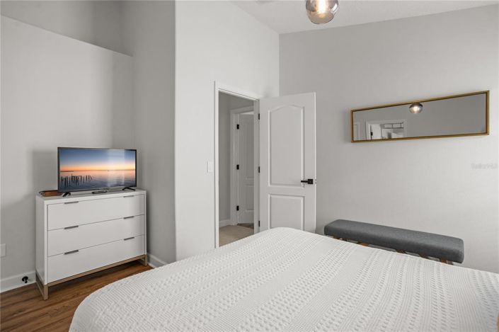 Image No.27-4 Bed Property for sale