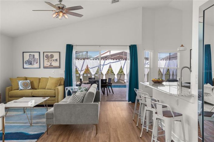 Image No.8-4 Bed Property for sale