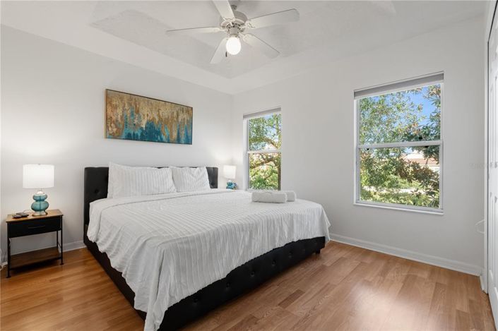 Image No.11-3 Bed Townhouse for sale