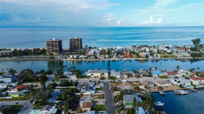 Image No.15-3 Bed Property for sale