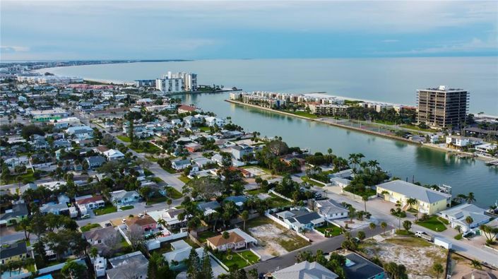 Image No.18-3 Bed Property for sale