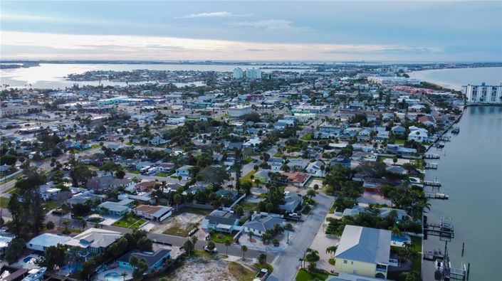 Image No.21-3 Bed Property for sale