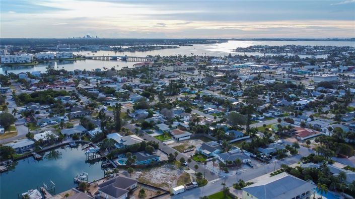 Image No.23-3 Bed Property for sale