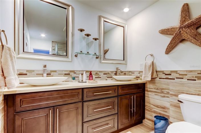 Image No.56-3 Bed Property for sale