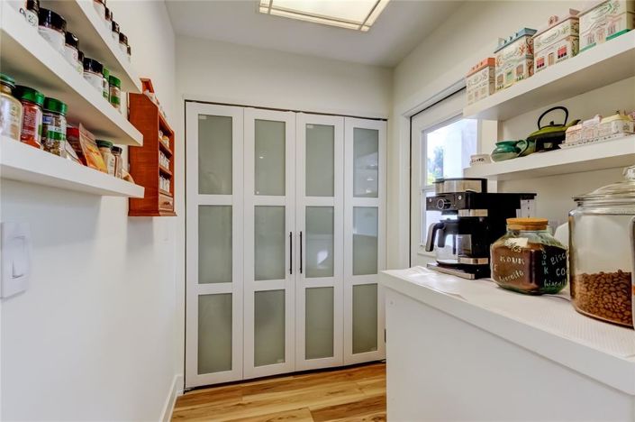 Image No.69-3 Bed Property for sale