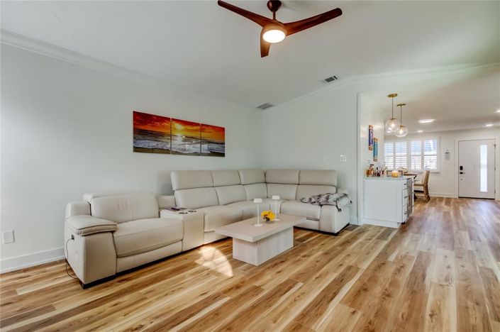 Image No.74-3 Bed Property for sale