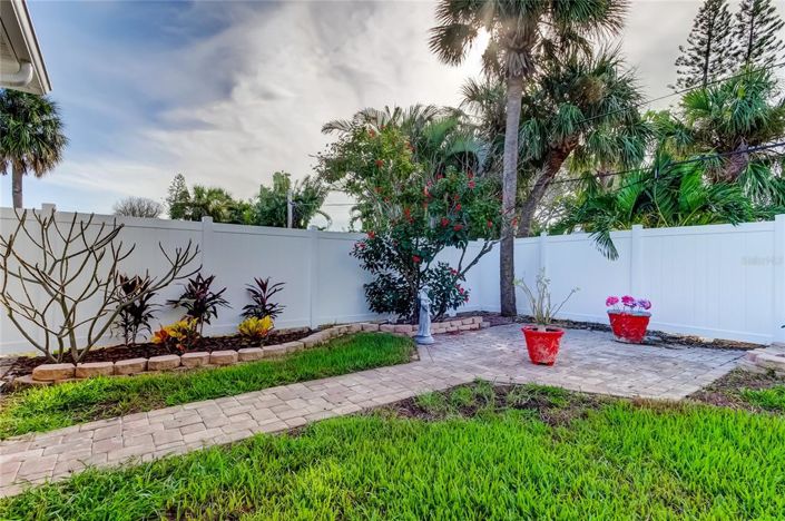 Image No.83-3 Bed Property for sale