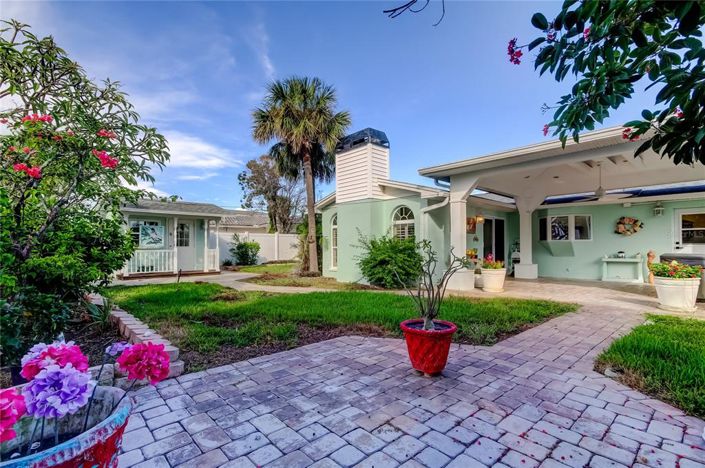 Image No.85-3 Bed Property for sale