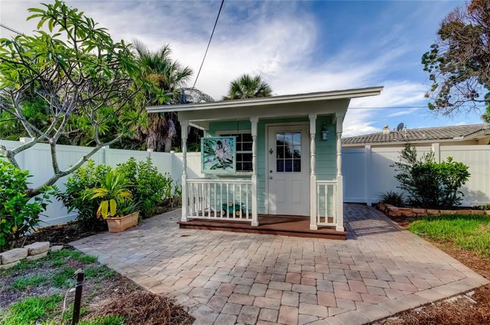 Image No.86-3 Bed Property for sale