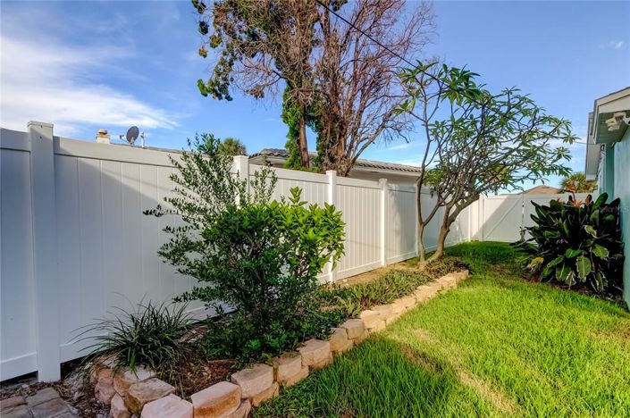 Image No.89-3 Bed Property for sale