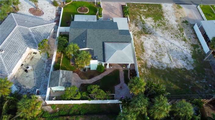 Image No.9-3 Bed Property for sale