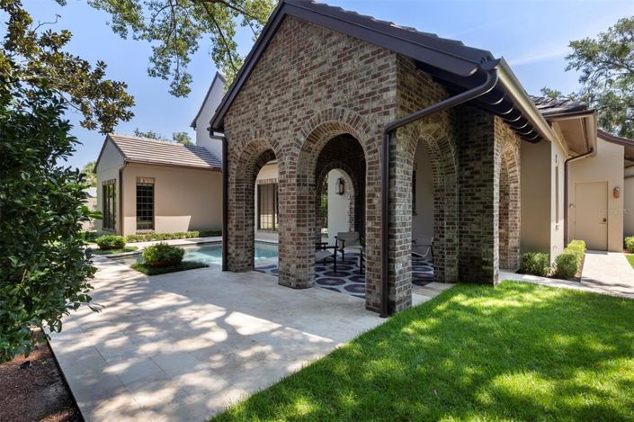 Image No.19-4 Bed Property for sale