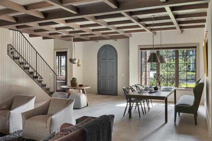 Image No.2-4 Bed Property for sale