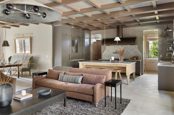 Image No.23-4 Bed Property for sale