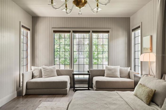 Image No.28-4 Bed Property for sale