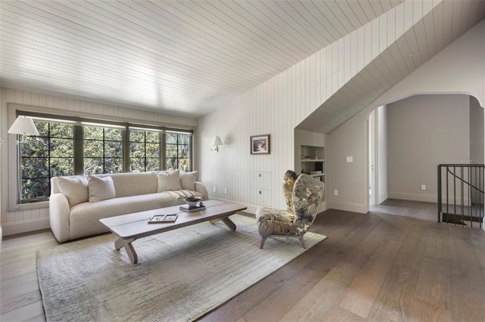 Image No.33-4 Bed Property for sale