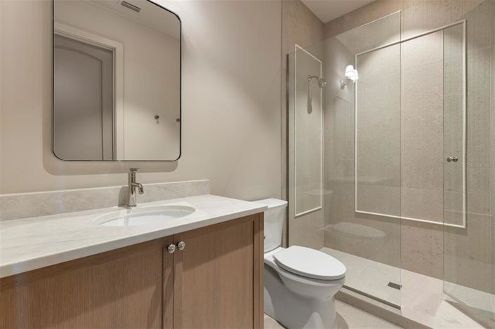 Image No.40-4 Bed Property for sale