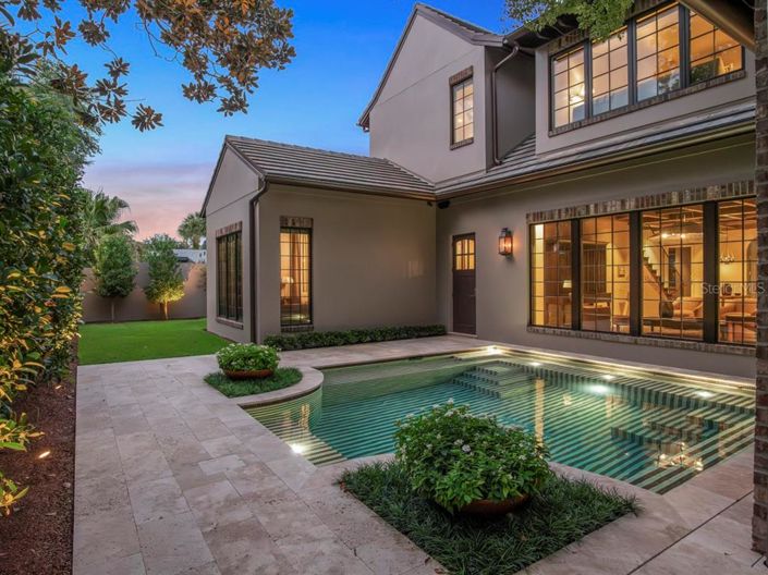 Image No.42-4 Bed Property for sale