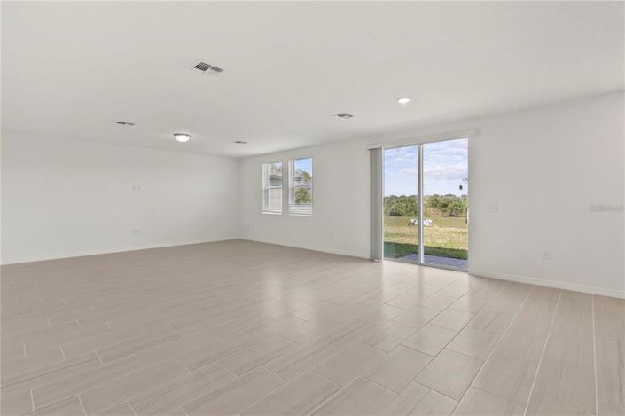 Image No.7-4 Bed Property for sale