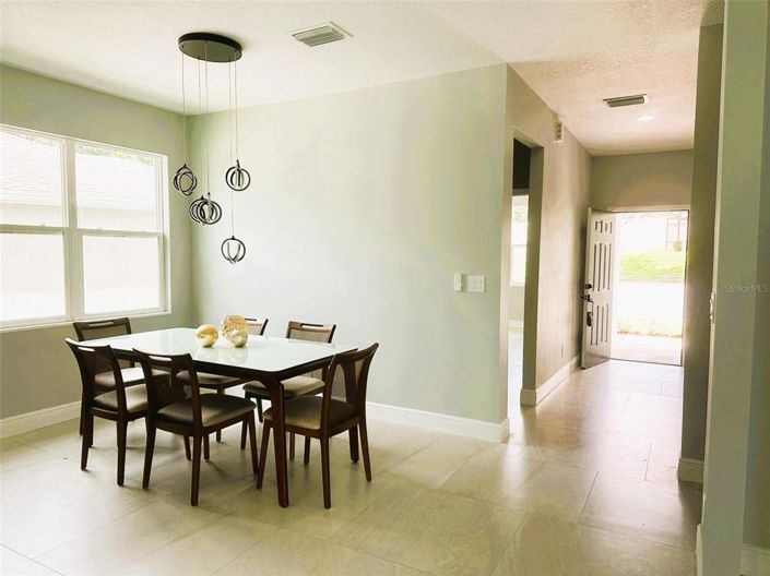 Image No.3-4 Bed Property for sale