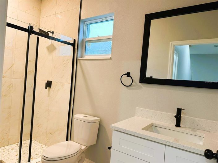 Image No.43-4 Bed Property for sale