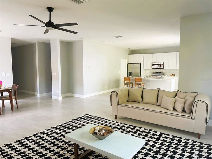 Image No.8-4 Bed Property for sale