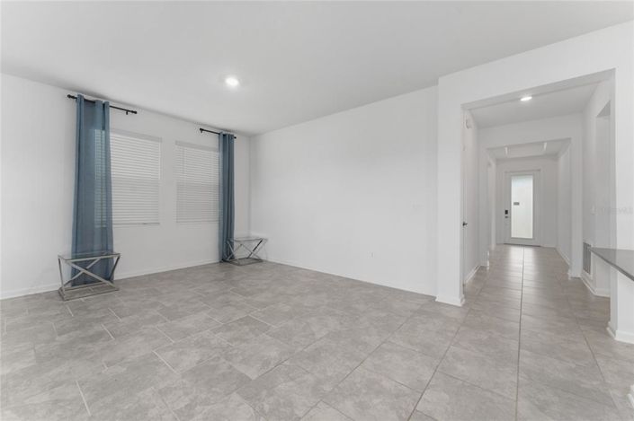 Image No.21-Propriété de 4 chambres à vendre à Davenport