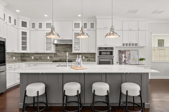 Image No.12-4 Bed Property for sale