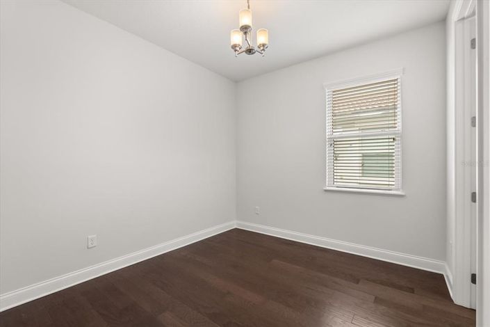 Image No.21-4 Bed Property for sale