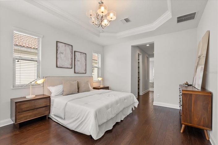 Image No.26-4 Bed Property for sale