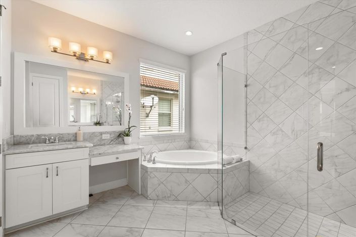 Image No.27-4 Bed Property for sale