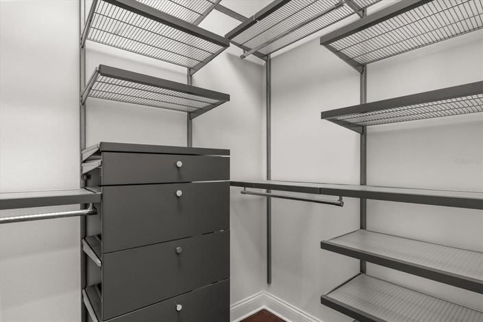 Image No.29-4 Bed Property for sale