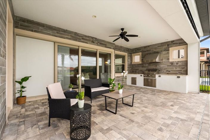 Image No.35-4 Bed Property for sale