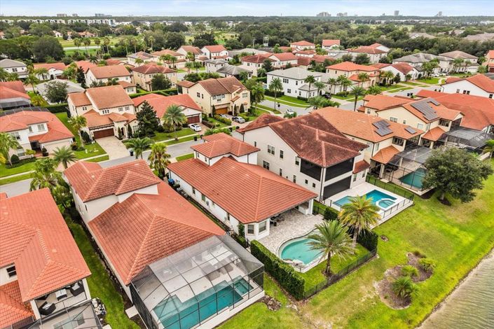 Image No.40-4 Bed Property for sale