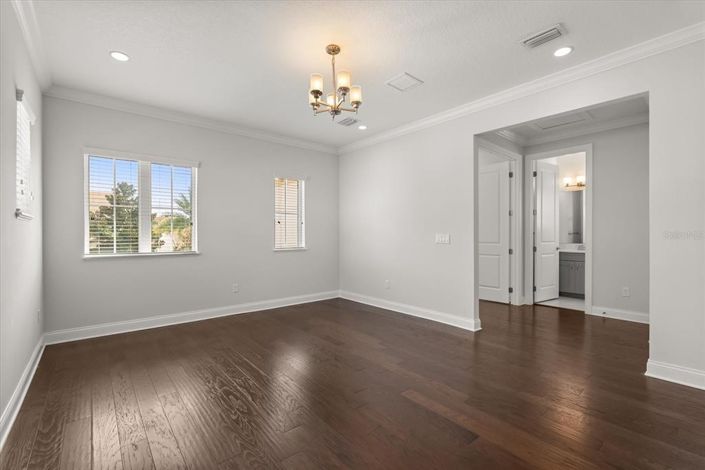 Image No.9-4 Bed Property for sale