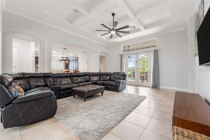 Image No.10-4 Bed Property for sale