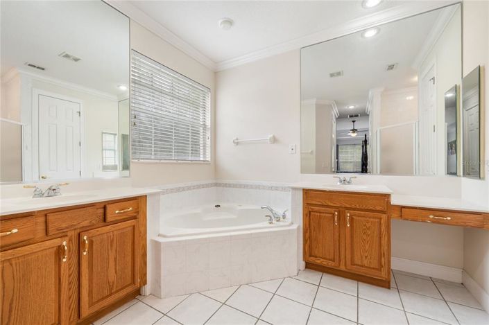 Image No.14-4 Bed Property for sale