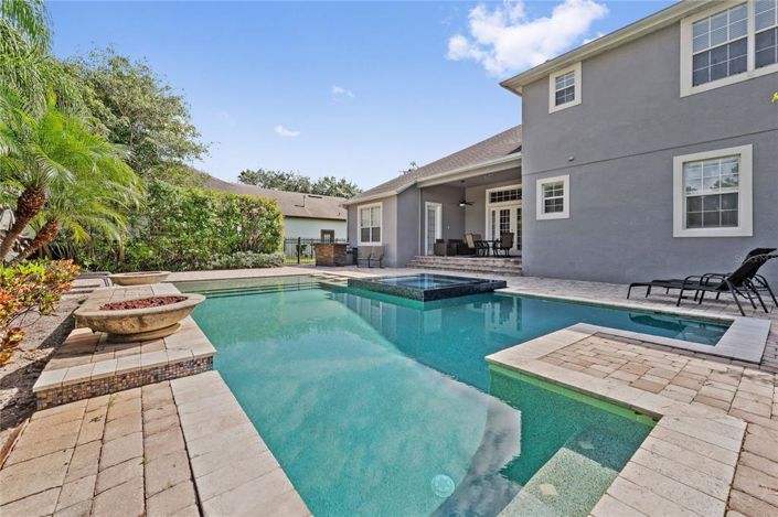 Image No.22-4 Bed Property for sale