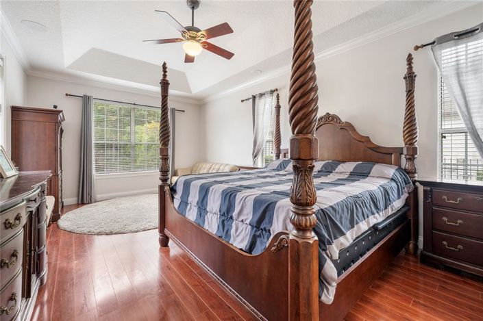 Image No.9-4 Bed Property for sale