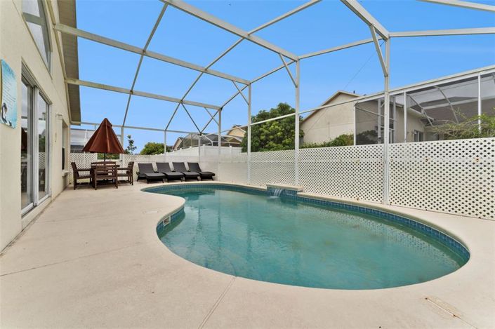 Image No.37-4 Bed Property for sale