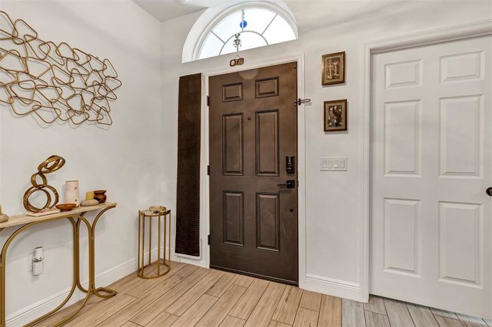 Image No.11-4 Bed Property for sale