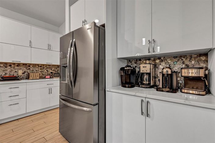 Image No.21-4 Bed Property for sale