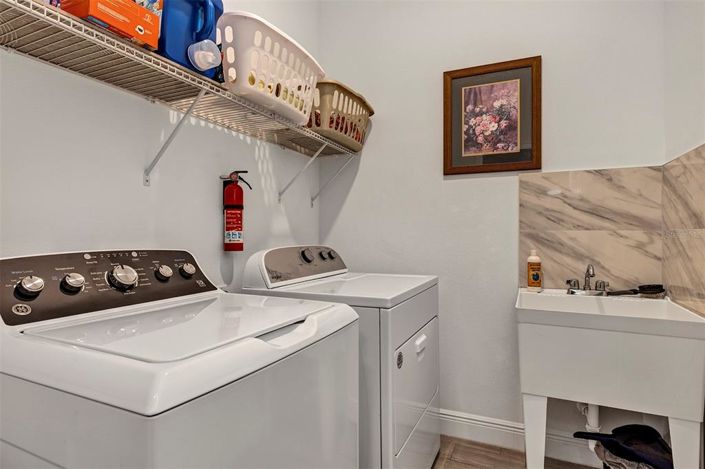 Image No.25-4 Bed Property for sale