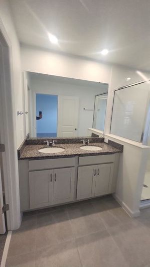 Image No.16-3 Bed Townhouse for sale