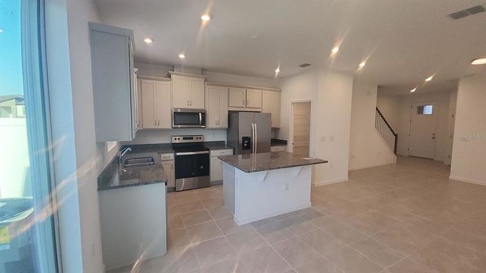 Image No.24-3 Bed Townhouse for sale