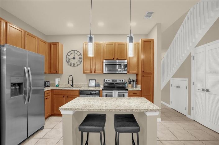 Image No.13-4 Bed Townhouse for sale