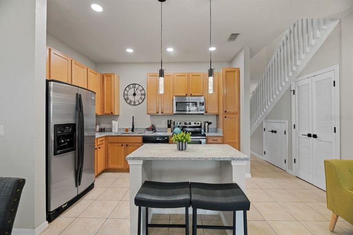 Image No.14-4 Bed Townhouse for sale